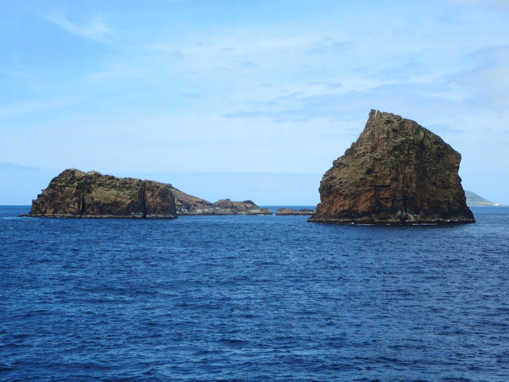 Canal Faial–Pico e Ilhéus da Madalena